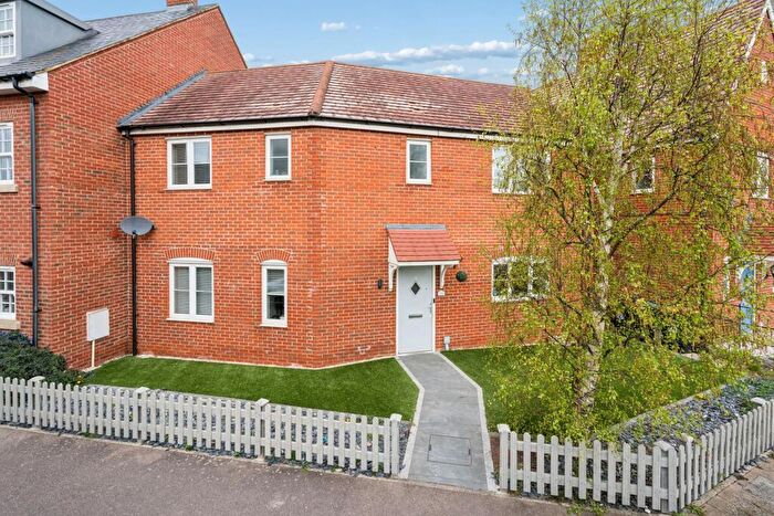 3 Bedroom End Of Terrace House For Sale In Brooklands Avenue, Wixams, MK42