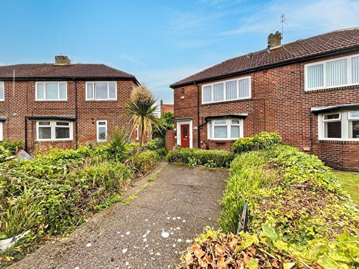 3 Bedroom Semi-Detached House For Sale In Barnard Crescent, Hebburn, NE31