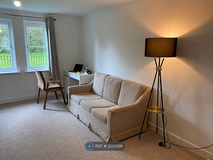 2 Bedroom Flat To Rent In Barley Leaze, Chippenham, SN14