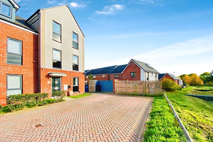 4 Bedroom Semi Detached House For Sale In Maris Lane, Leicester, LE2