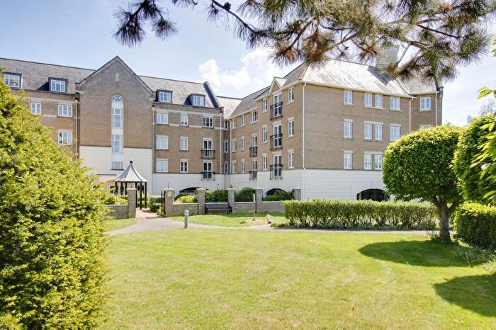 2 Bedroom Retirement Property To Rent In Crosshall Road, Eaton Ford, PE19