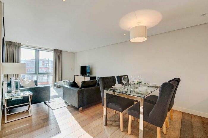 3 Bedroom Flat To Rent In Merchant Square East, London W2