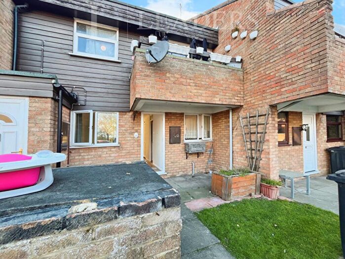 2 Bedroom Maisonette To Rent In Knox Road, Clacton-on-Sea, CO15