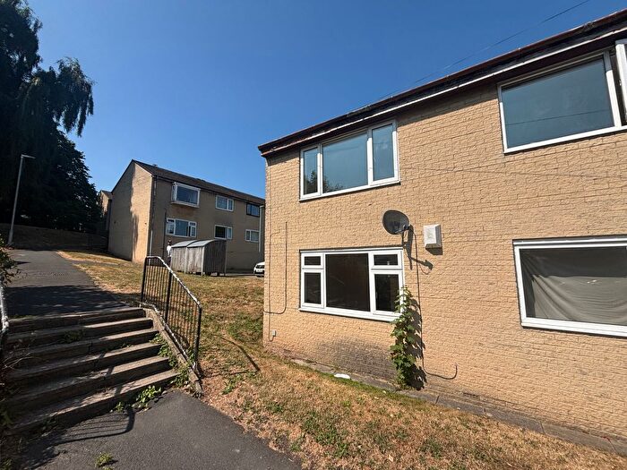 1 Bedroom Flat To Rent In Thornes Park, Huddersfield, HD6