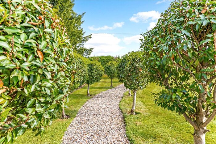 4 Bedroom Detached House For Sale In White Lane, Hannington, Tadley, Hampshire, RG26