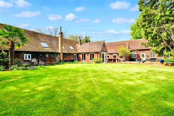 6 Bedroom Property For Sale In Lullingstone Park, Eynsford, Kent, DA4