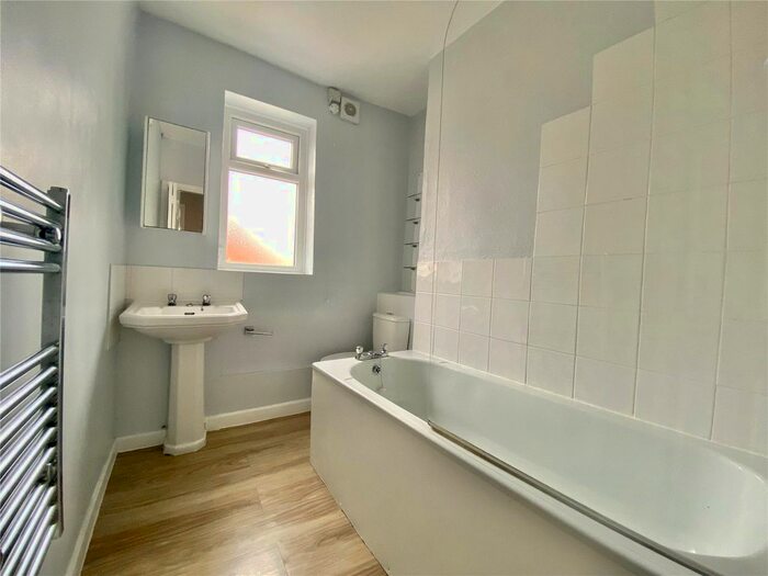 1 Bedroom Flat To Rent In London Road, Cheltenham, GL52