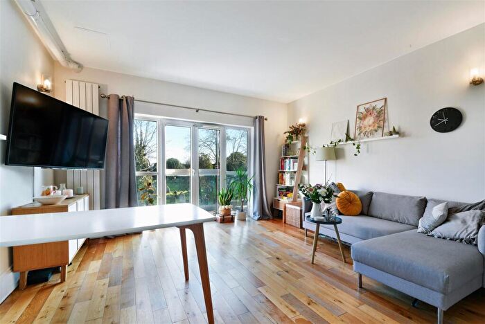 2 Bedroom Flat For Sale In Church Road, Mitcham, CR4