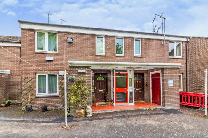 1 Bedroom Apartment To Rent In Longley Hall Grove, Sheffield, South Yorkshire, S5