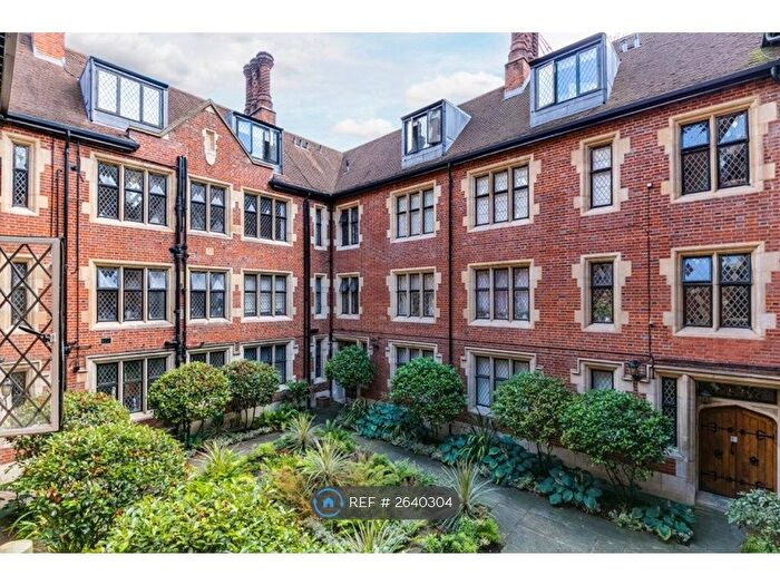 2 Bedroom Flat To Rent In Kensington Church Street, London, W8