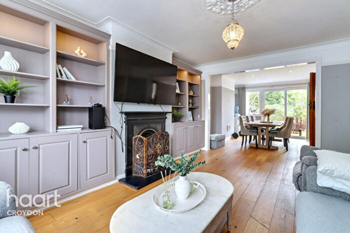 3 Bedroom Semi Detached House To Rent In The Ridgeway, Croydon, CR0