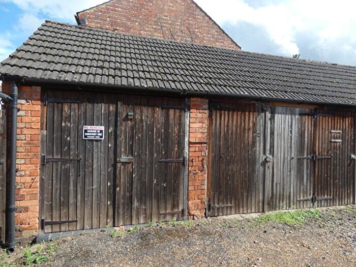 Garage / Parking To Rent In Ranelagh Road, Wellingborough, NN8