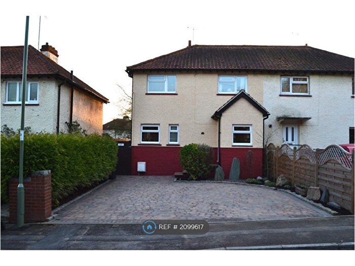 3 Bedroom Semi-Detached House To Rent In Parkside Road, Basingstoke, RG21
