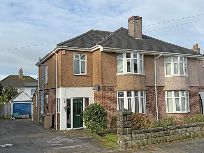 4 Bedroom Semi-Detached House For Sale In Cresthill Road, Beacon Park, Plymouth, PL2