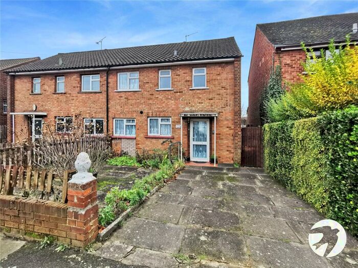 3 Bedroom Semi-Detached House To Rent In Attlee Drive, Dartford, Kent, DA1