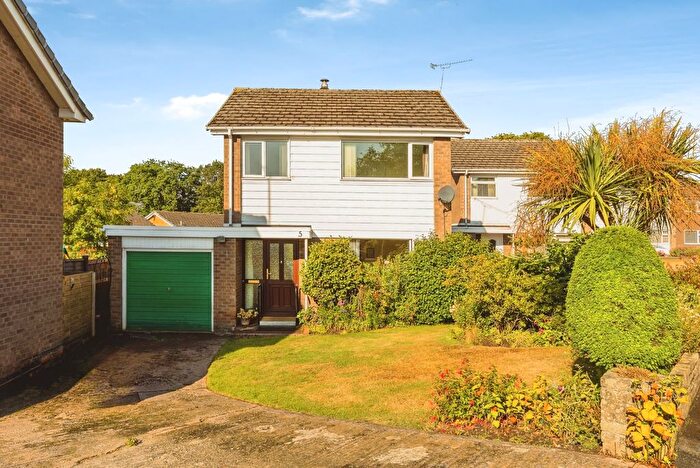 3 Bedroom Detached House For Sale In Pine Grove, Llay, Wrexham, LL12