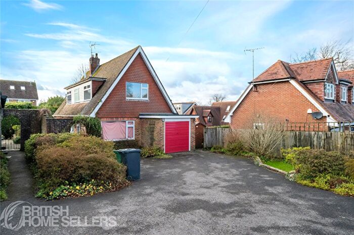 3 Bedroom Detached House For Sale In London Road, Crowborough, East Sussex, TN6