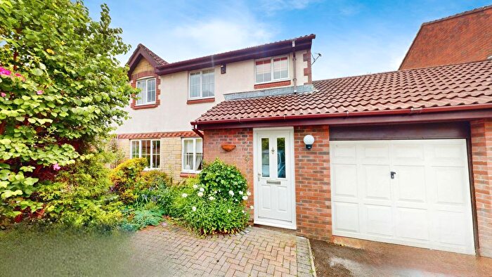 3 Bedroom Detached House To Rent In Acorn Grove, Pontprennau, Cardiff, CF23