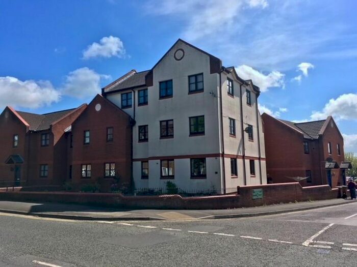 2 Bedroom Property To Rent In Priory Road, Wells, BA5