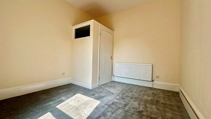 1 Bedroom Flat To Rent In Ditchling Rise, Brighton, BN1