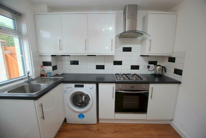 3 Bedroom Terraced House For Sale In Vancouver Drive, Westwood, East Kilbride, G75