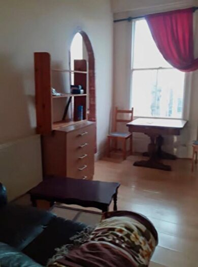 1 Bedroom Property To Rent In Trafalgar Avenue, London, SE15