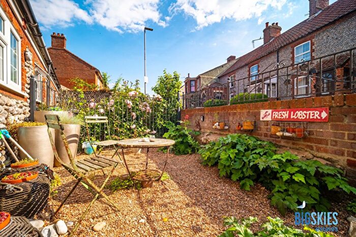 2 Bedroom Cottage For Sale In Beeston Road, Sheringham, NR26