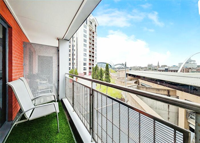 2 Bedroom Apartment To Rent In Baltic Quay, Quayside, NE8