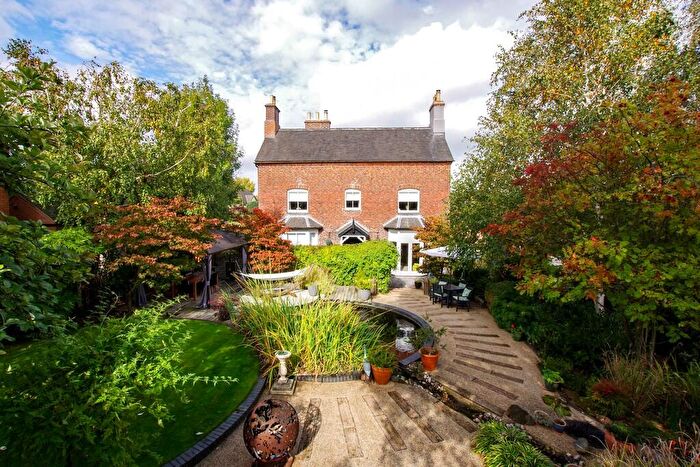 5 Bedroom Farm House For Sale In Wood Farm Lane, Woodville, DE11