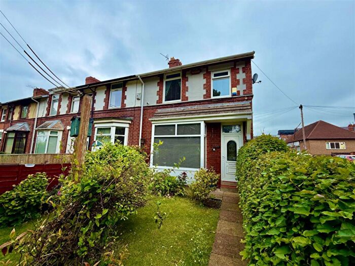3 Bedroom End Of Terrace House For Sale In Glebe Terrace, Houghton Le Spring, DH4