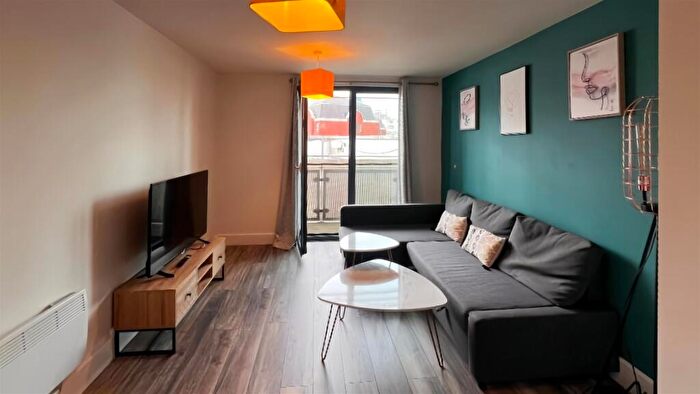 1 Bedroom Flat To Rent In West Timber Yard, Hurst Street, Birmingham, B5