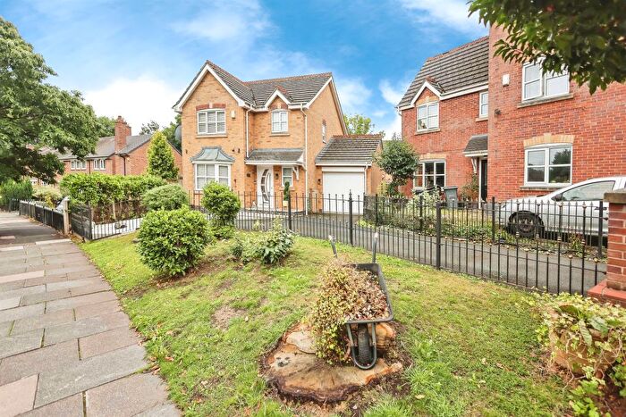 3 Bedroom Detached House For Sale In Greenacres, Bartley Green, Birmingham, B32