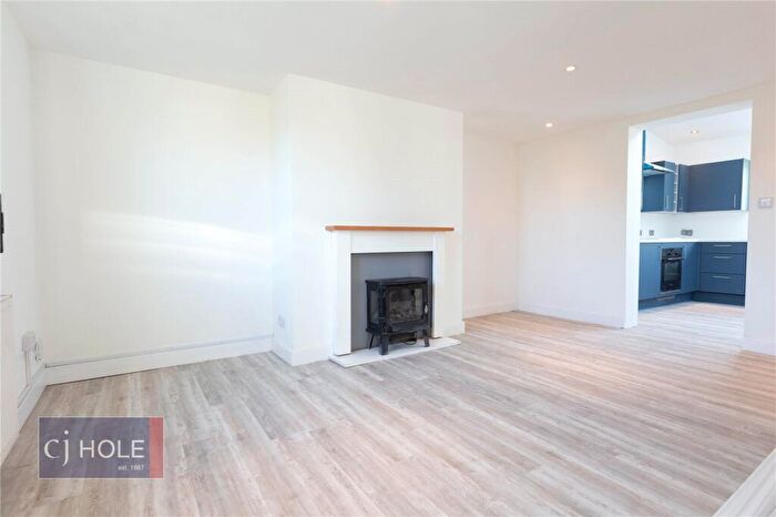 4 Bedroom Semi Detached House To Rent In Sylvan Way, Shirehampton, Bristol, BS9