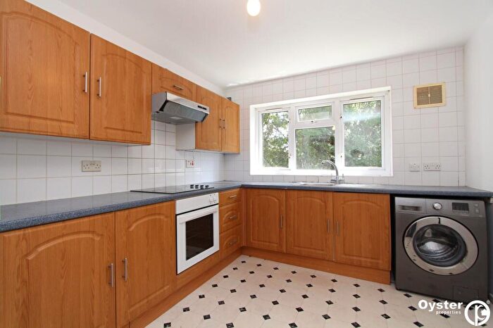 2 Bedroom Flat To Rent In Wolverton Road, Stanmore, HA7