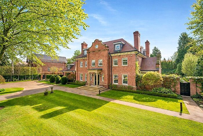 6 Bedroom Detached House For Sale In Hill Top, Hale, WA15