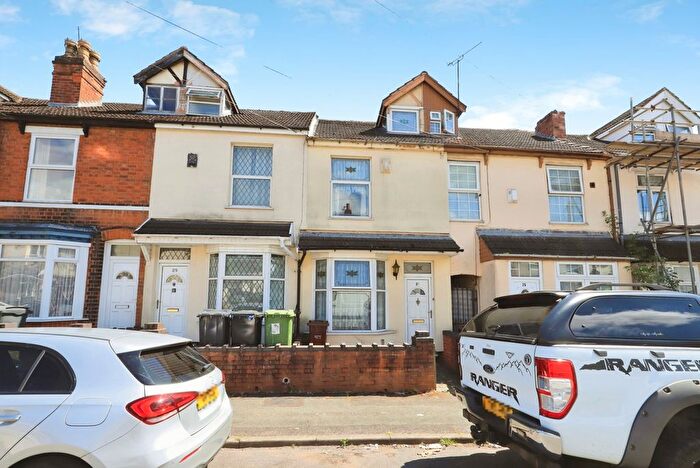 3 Bedroom Terraced House For Sale In Crowther Street, Wolverhampton, WV10