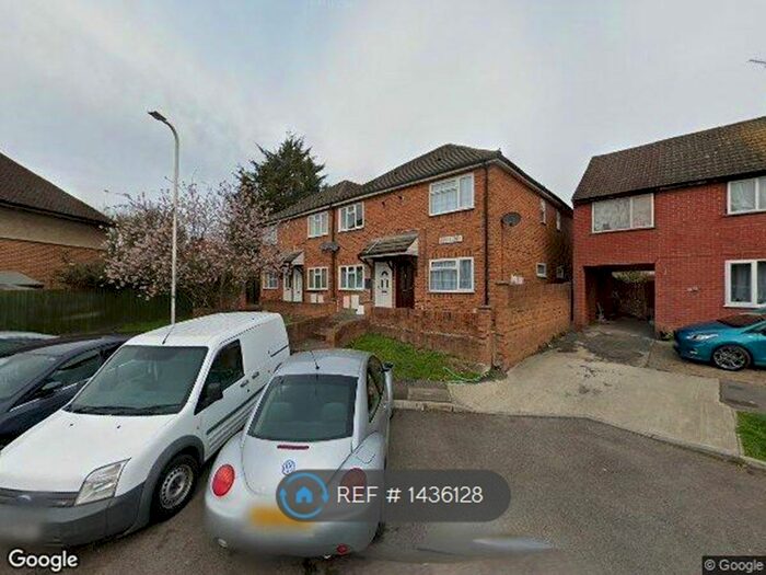 1 Bedroom Semi-Detached House To Rent In Loxley Court, Romford, RM3