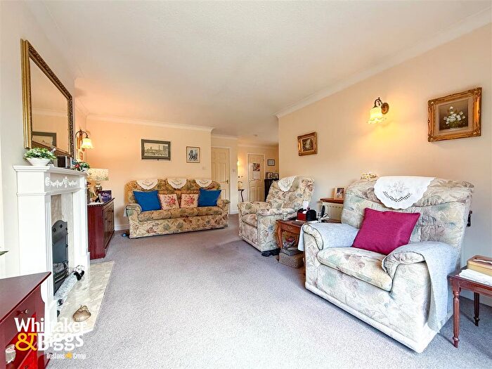 2 Bedroom Detached Bungalow For Sale In Halls Road, Biddulph, Stoke-On-Trent, ST8