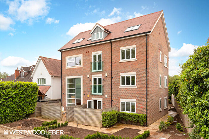 2 Bedroom Apartment To Rent In Nazeing New Road, Broxbourne, EN10