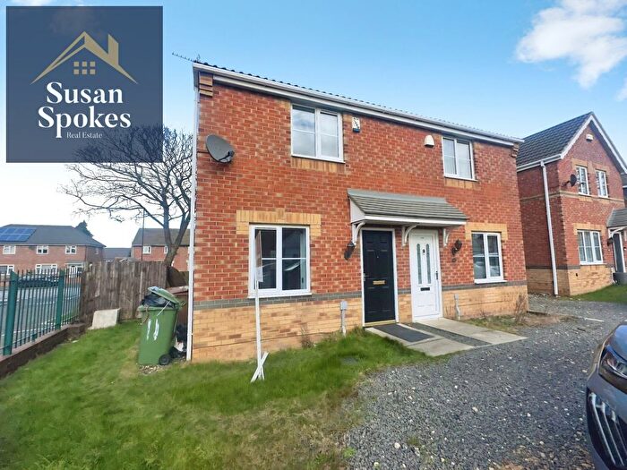 2 Bedroom Property To Rent In Halvergate Close, Sunderland, SR4