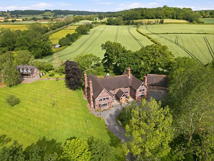 10 Bedroom Detached House For Sale In Poachers Retreat, Alcester Heath, Alcester, B49