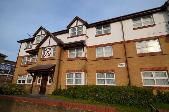 1 Bedroom Flat To Rent In Burnt Ash Road, Lee, SE12