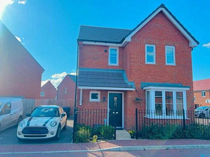 3 Bedroom Detached House To Rent In Petherbridge Close, Amesbury, SP4