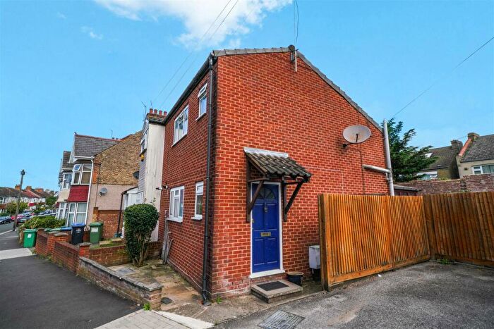2 Bedroom Semi-Detached House To Rent In Fernbank Avenue, Wembley, HA0