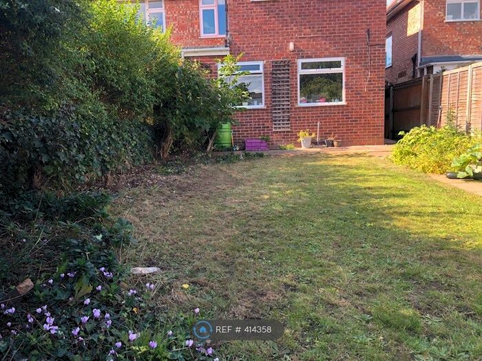 5 Bedroom Semi-Detached House To Rent In Littlemore Road, Oxford, OX4