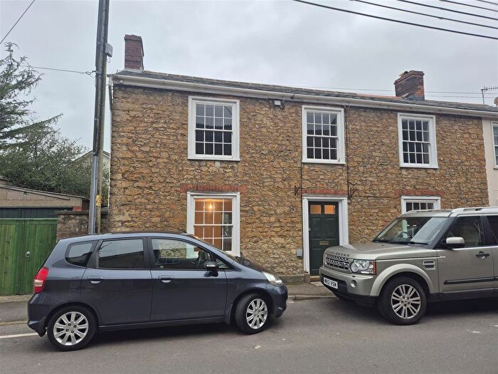 3 Bedroom Semi Detached House To Rent In Fleet Street, Beaminster, DT8