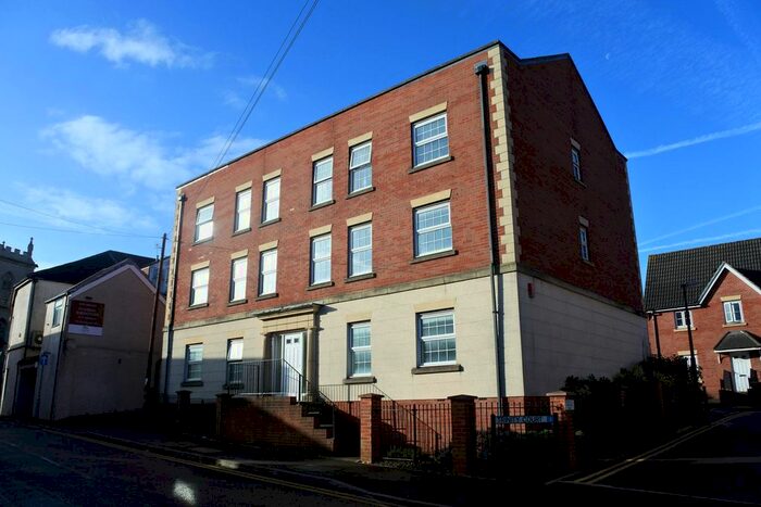 2 Bedroom Flat To Rent In Trinity Court, Kingswood, Bristol, BS15