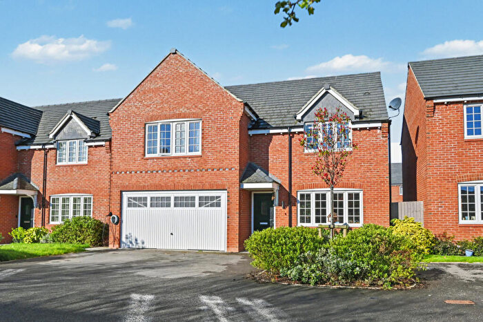 4 Bedroom Detached House For Sale In Hatfield Lane, Hatton, DE65