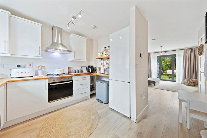 2 Bedroom Semi-Detached House For Sale In Thurston Drive, Kettering, NN15