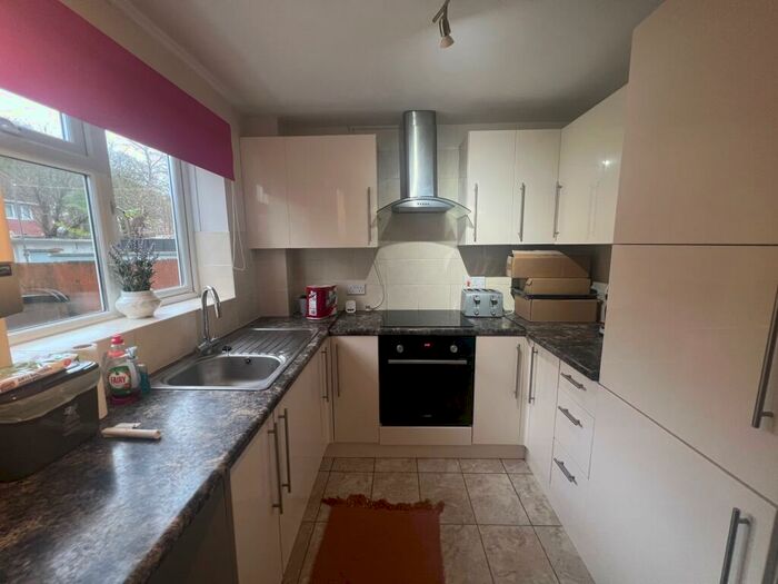 2 Bedroom House To Rent In Lauriston Park, Ely, Cardiff, CF5
